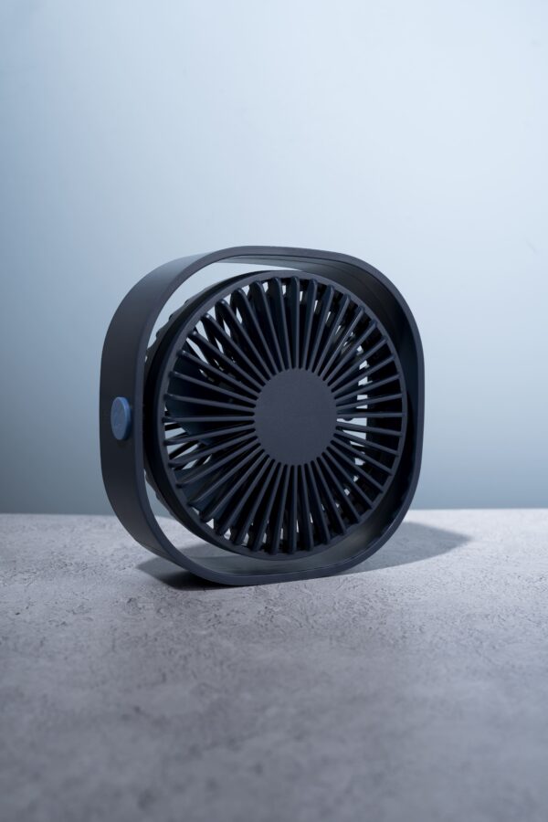 Rechargable fan